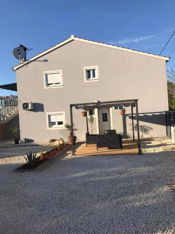 Apartmani Dokic Bale Exterior photo