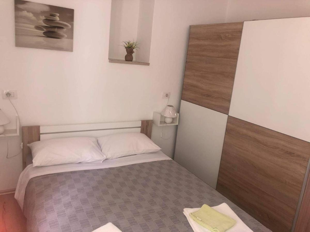 Apartmani Dokic Bale Exterior photo